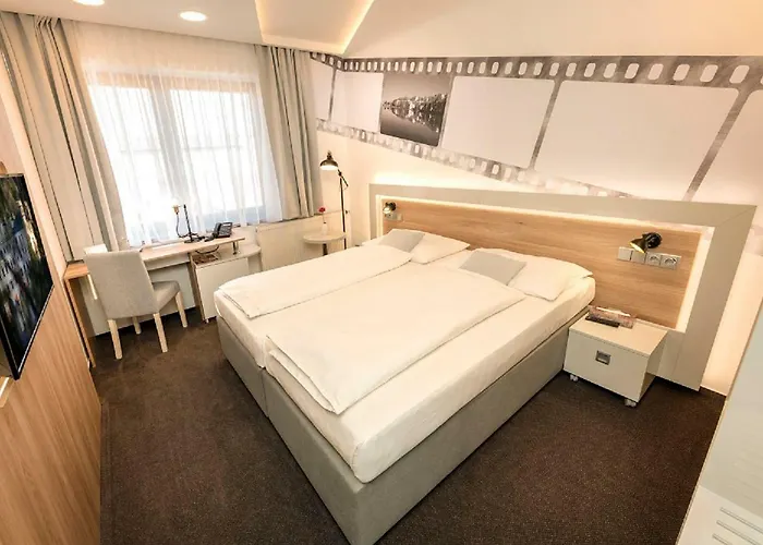Hotel Biograf 4*